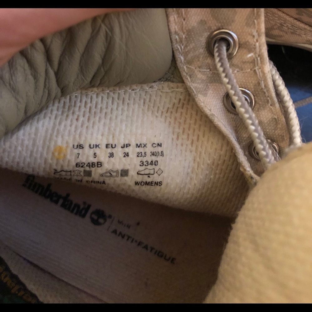Timberland Boots - Picture 6 of 6
